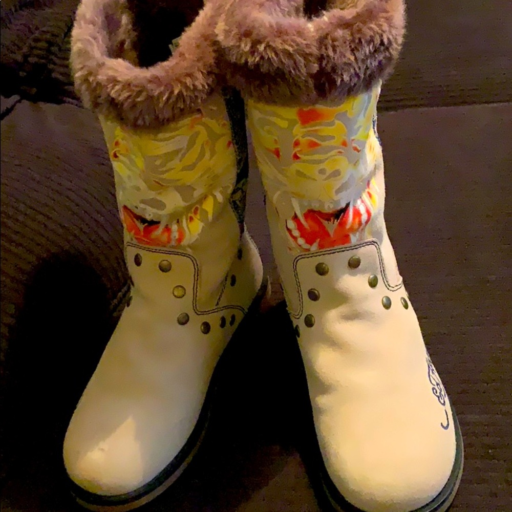 NEW Ed Hardy suede tiger print faux fur boots